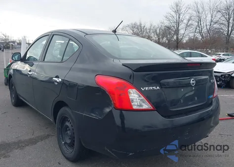 2013 Nissan Versa 1.6 Sv z USA, uszkodzony, nr VIN 3N1CN7AP9DL880940